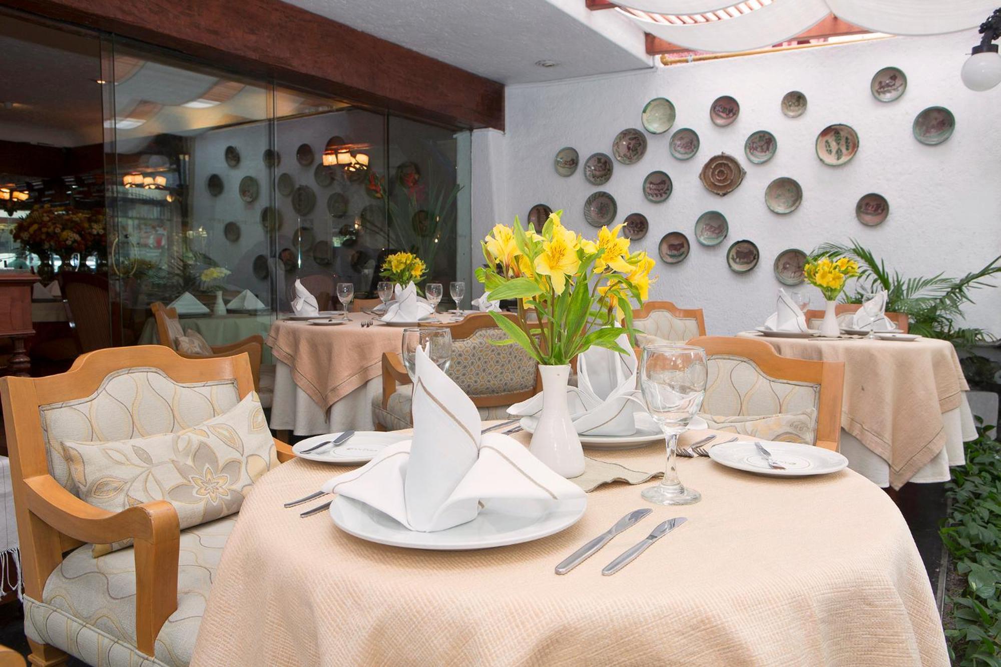 Hotel Antara
